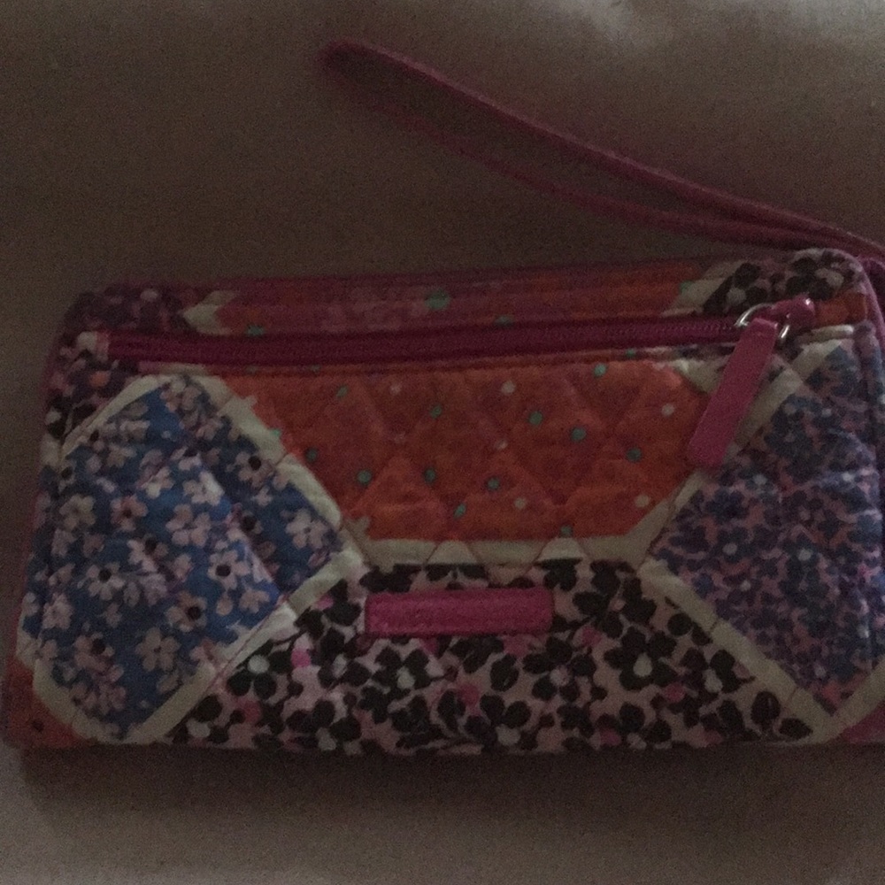 Vear  Bradley wrist wallet